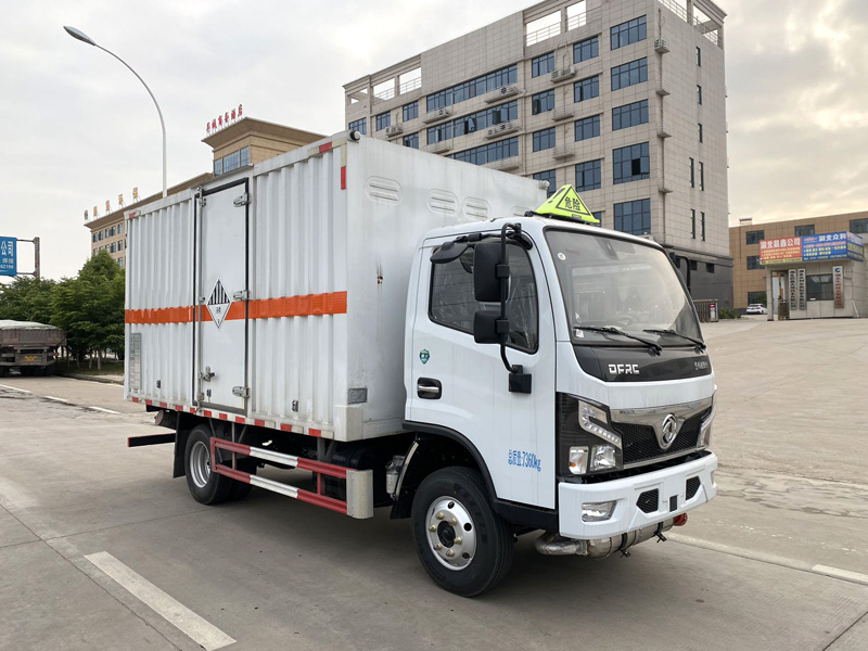 雜項(xiàng)危險(xiǎn)物品廂式運(yùn)輸車，廂式運(yùn)輸車，楚勝汽車集團(tuán)